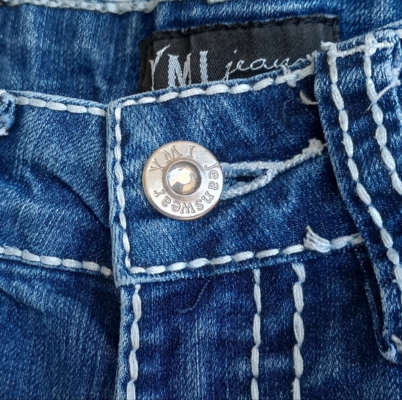 YMI - Picture 9 of 9